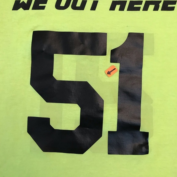 Nevada Area 51 Alien Graphic Tee Womens Medium Neon Lemon Lime FLAW Roswell - Picture 9 of 10